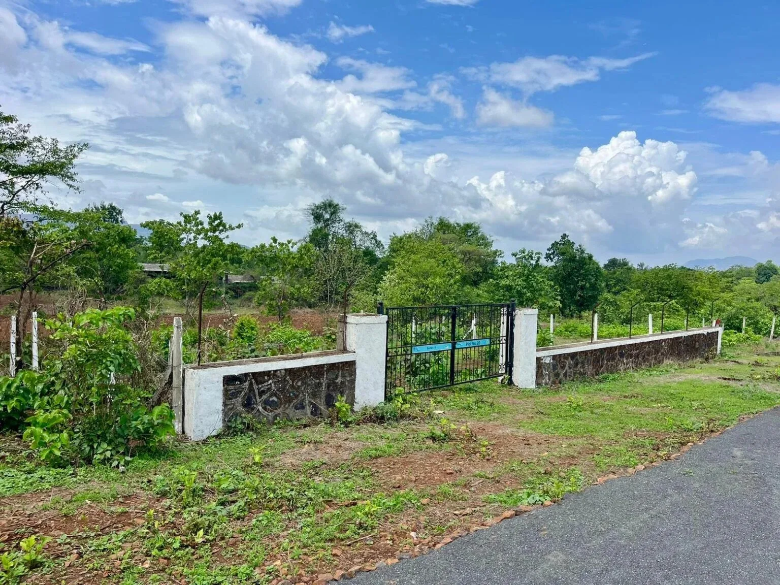 Gated individual plot entrance at SR Meadows